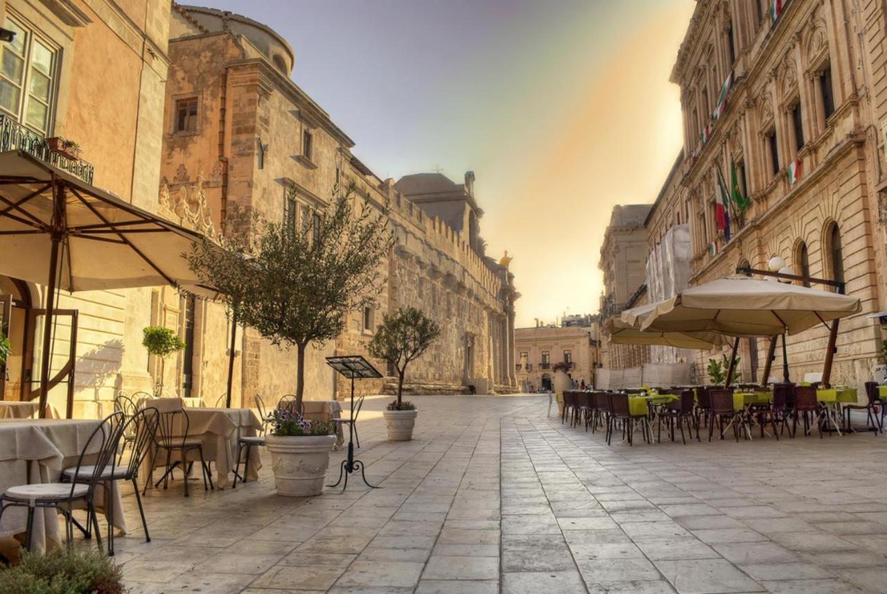 Casa Eu - Bilocale Ortigia Wifi Apartment Syracuse Luaran gambar